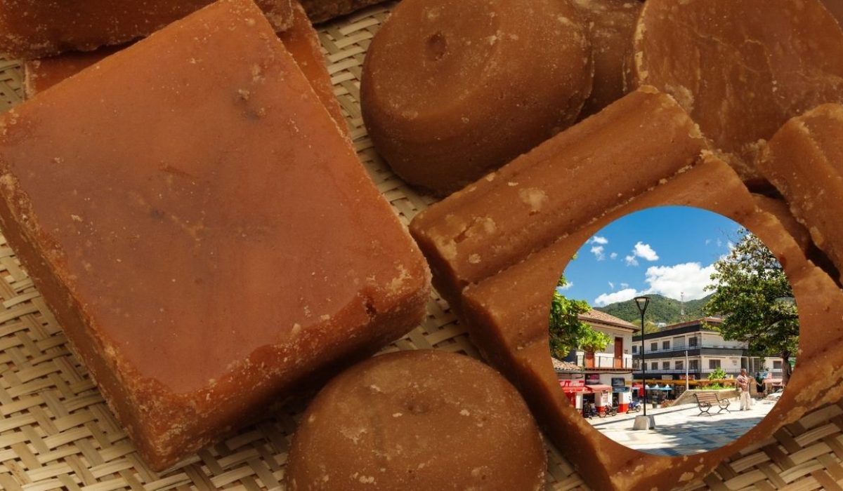 Panela en cubos, municipio de Cisneros soleado