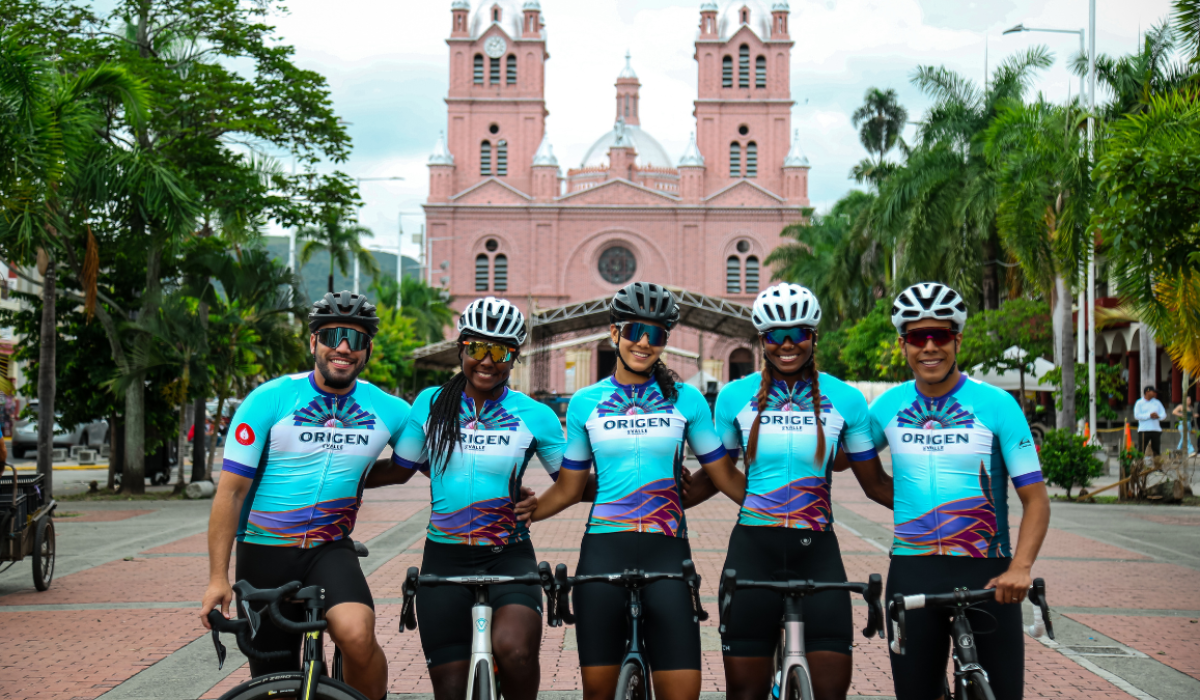 Ciclistas de Ruta Valle Paraíso | Foto: Gobernación de Valle del Cauca.