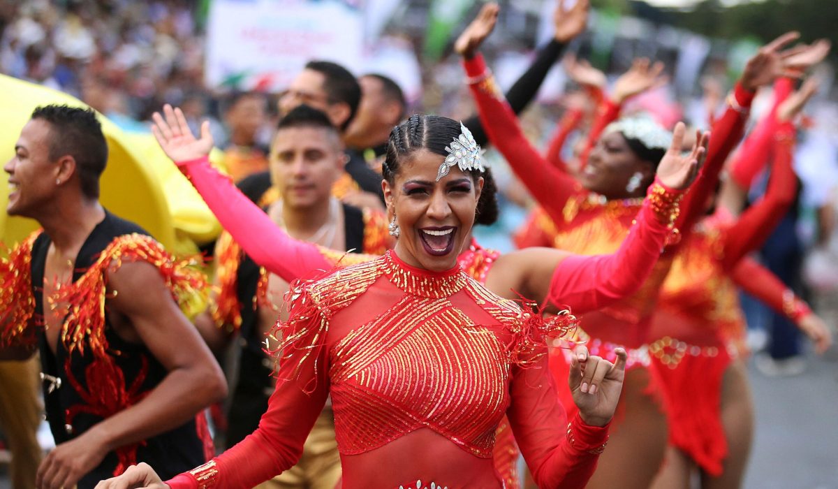 Desfile en la Feria de Cali