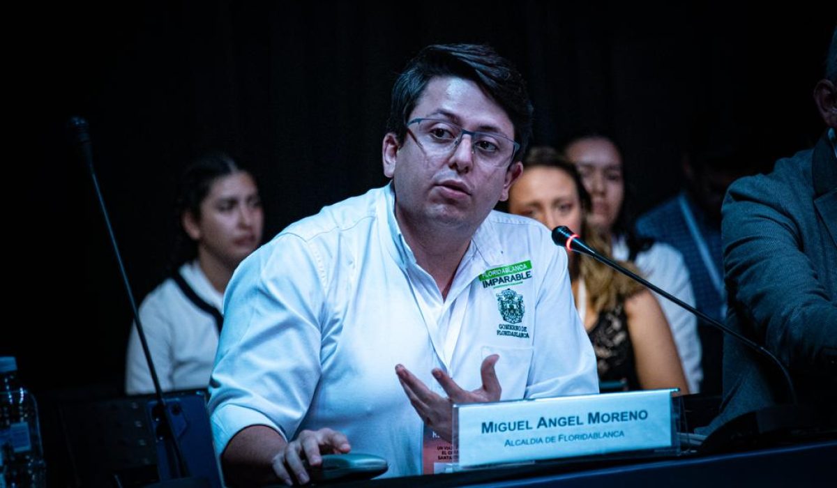 Miguel Moreno, alcalde de Floridablanca durante su intervención en el foro de Ruta Regiones Oriente